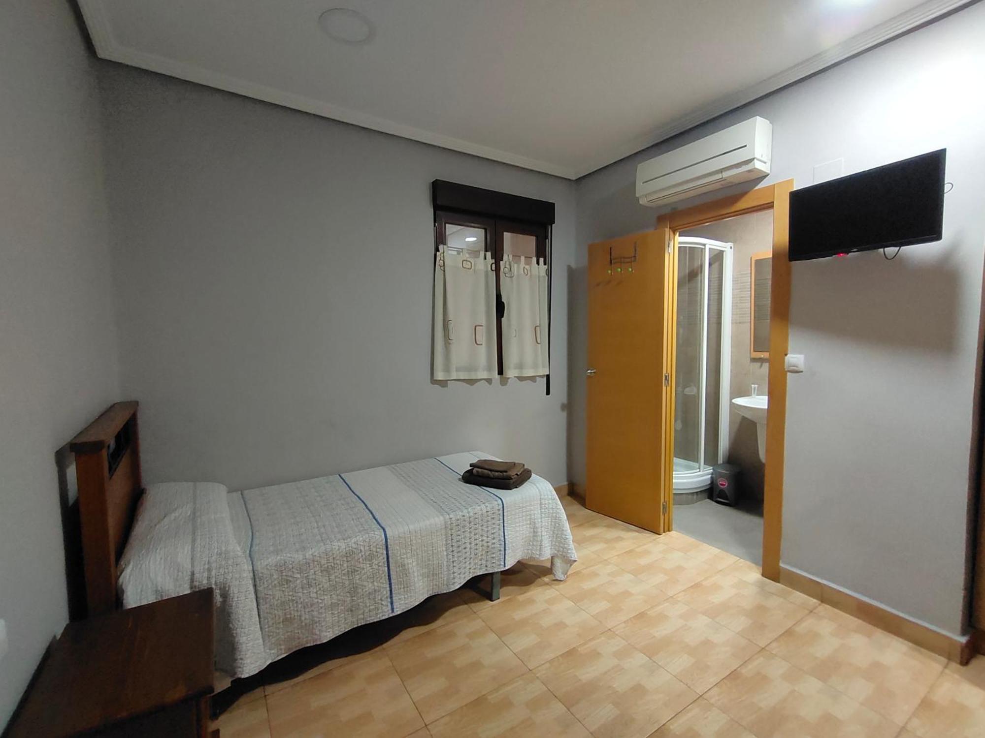 Hostal Abastos Βαλένθια Εξωτερικό φωτογραφία