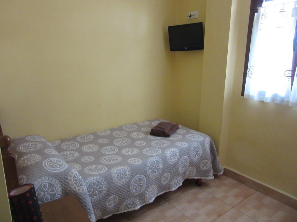 Hostal Abastos Βαλένθια Εξωτερικό φωτογραφία